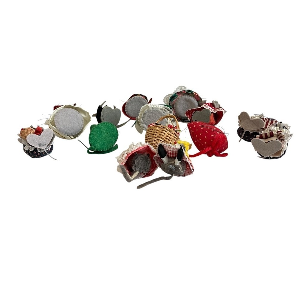 14 Vintage Mice Felt Real Mouse Figurines Mix Style Holiday Patriotic Misc Decor - Picture 17 of 17